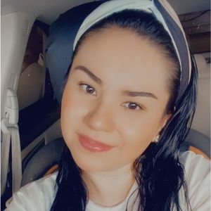 Meet your Posher, Hilda